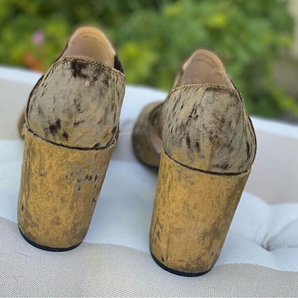 👡CAbi Interlock Green Crushed Velvet Chunky Open Toe Heels - Size 7 - Like New! - Picture 6 of 7